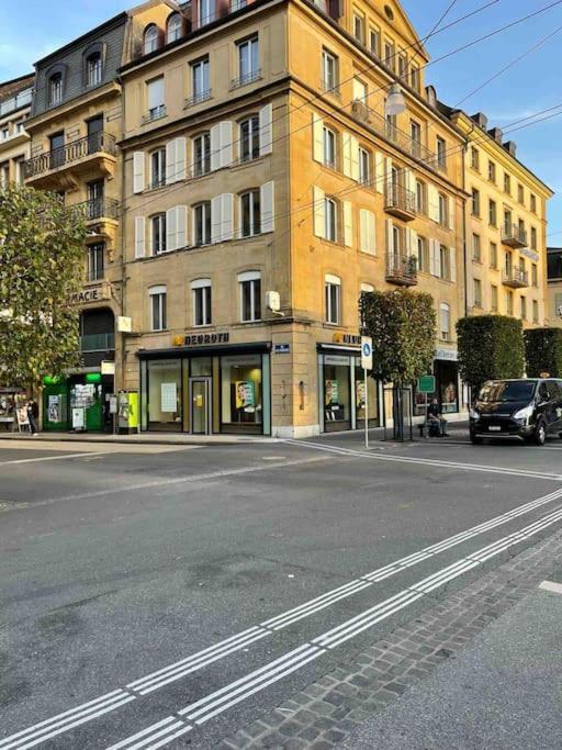 V&V Centre Neuchâtel Exterior foto